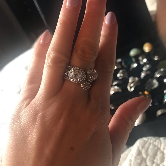 3 stackable Rings 🎉🎁❤️ - Picture 4 of 4
